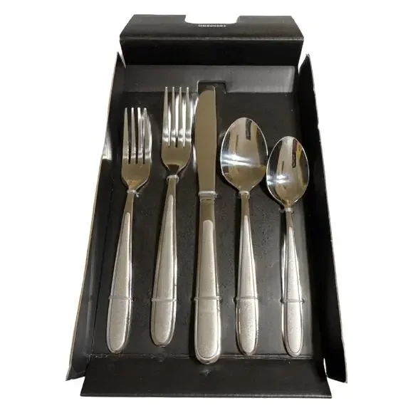 Oneida Jordan 20-Piece Flatware Set Service for 4 NIB - Picture 3 of 3